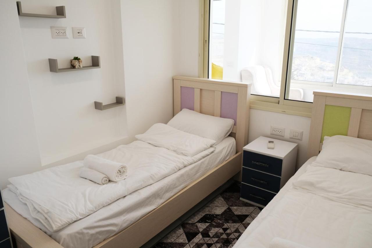 Sleepwell Suite Majdal Shams Eksteriør billede